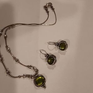 Set earrings with  necklace